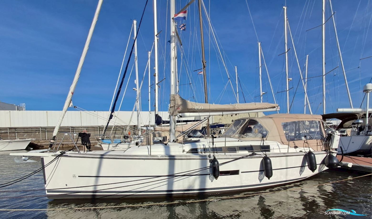Dufour 360 Grand Large Zeilboten 2019, met Volvo motor, The Netherlands