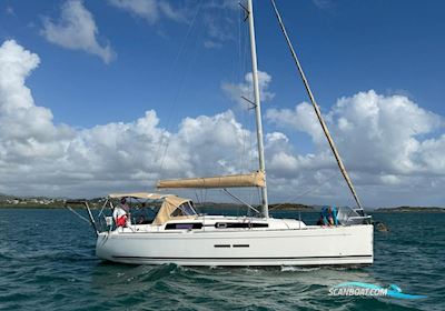 Dufour 375 Grand Large Zeilboten 2012, met Volvo D2-40 motor, Martinique