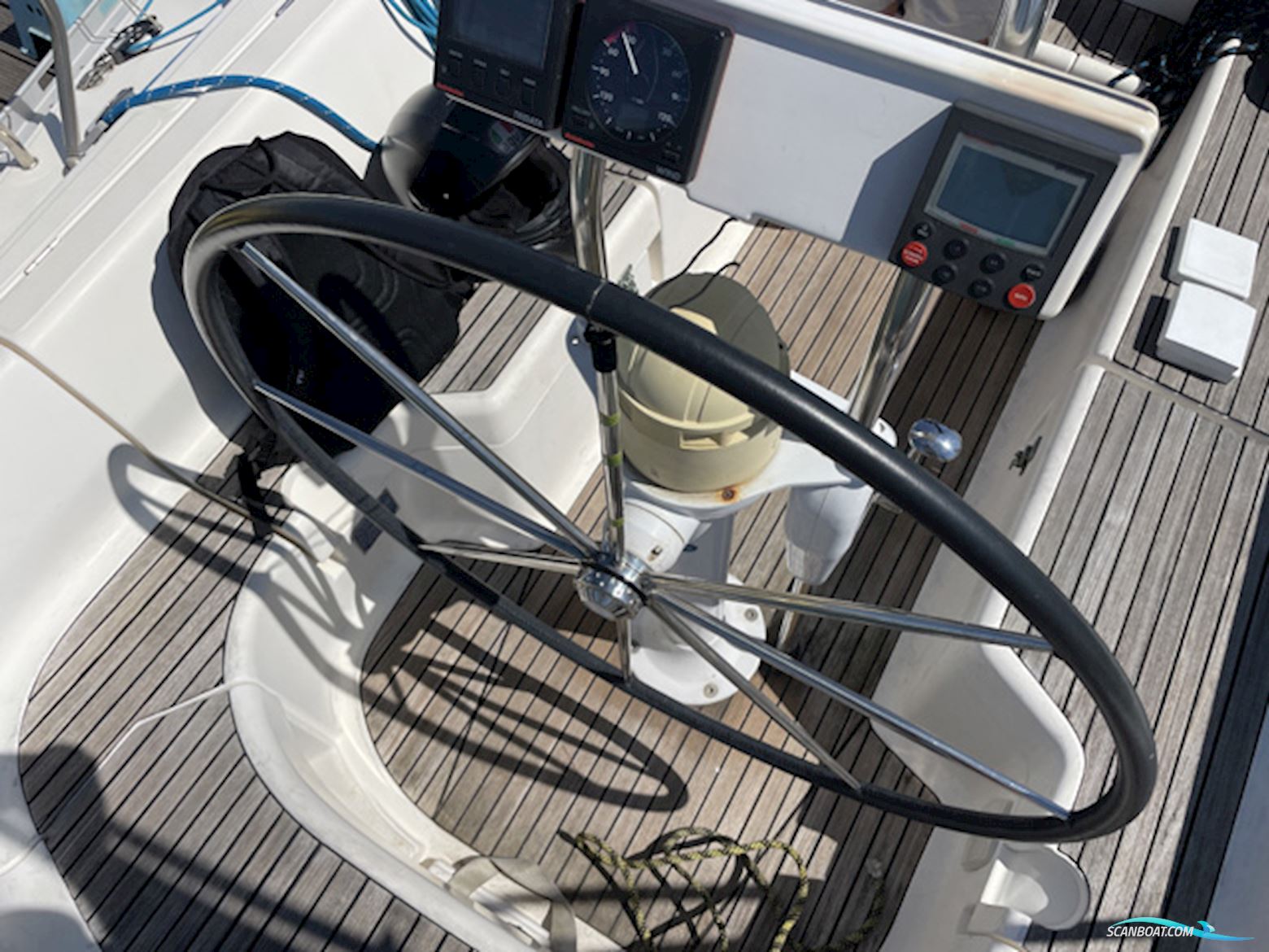 Dufour 38 Classic