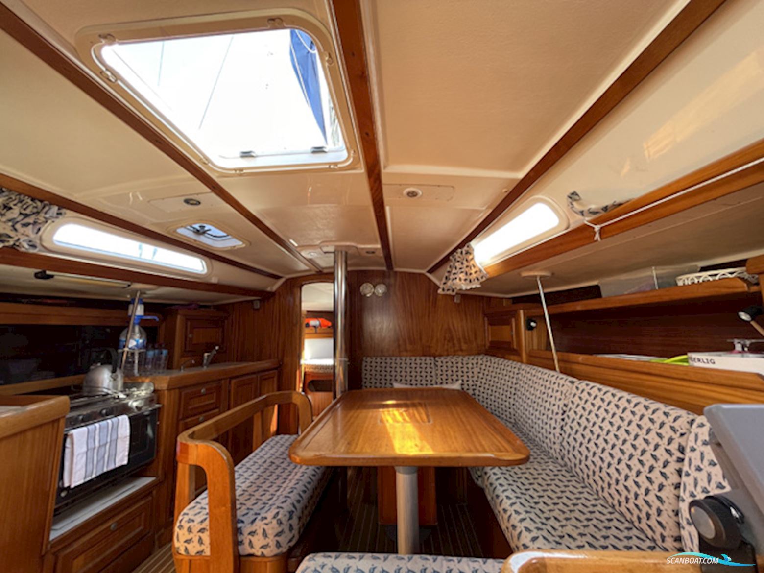 Dufour 38 Classic