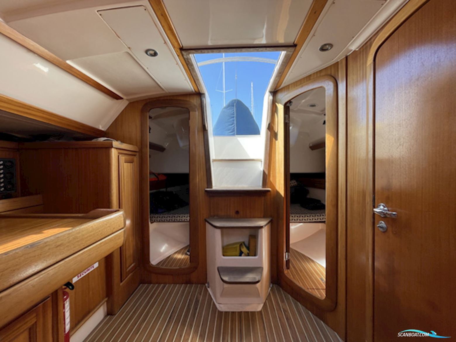 Dufour 38 Classic