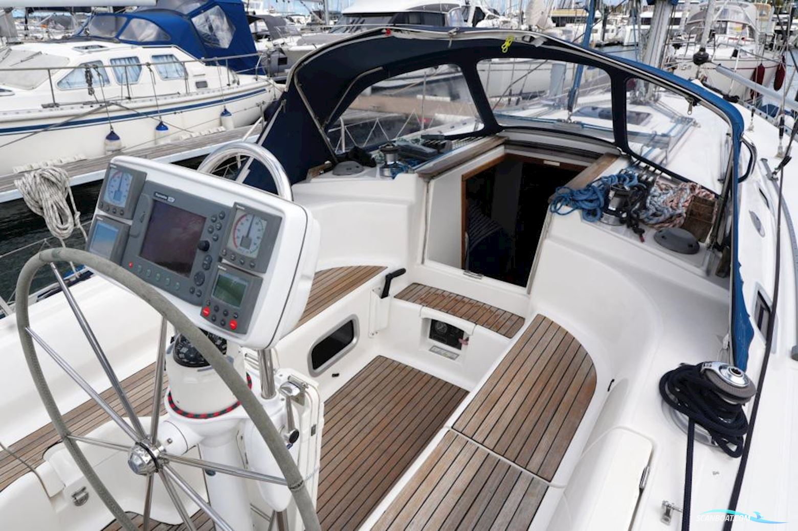 Dufour 38 Classic