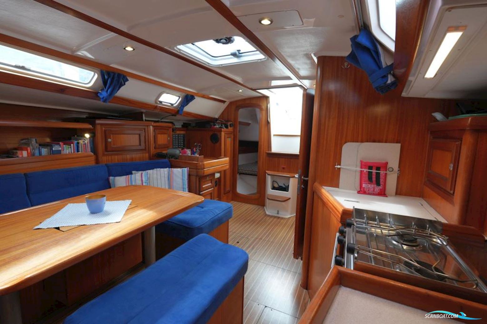 Dufour 38 Classic