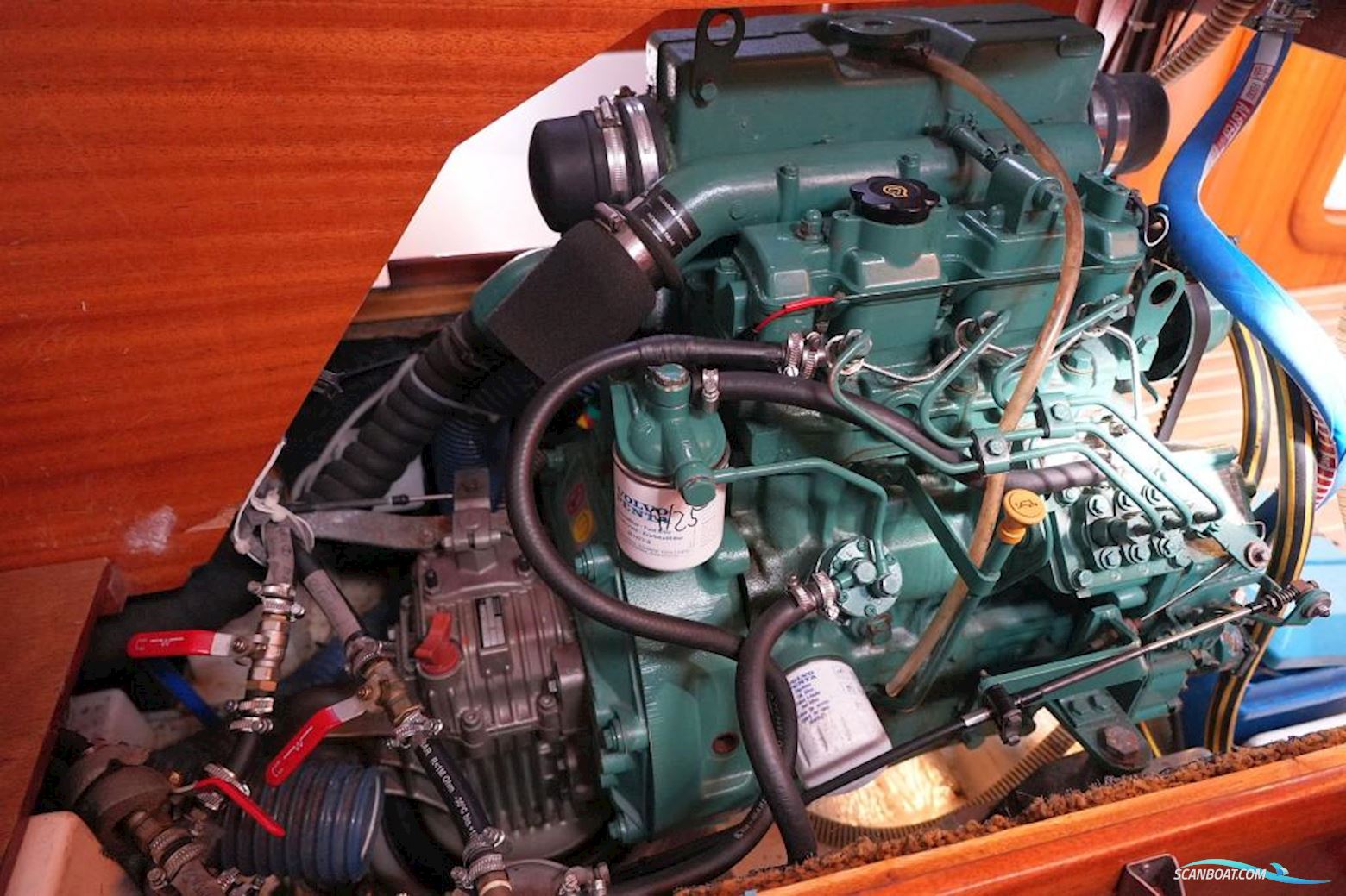 Dufour 38 Classic