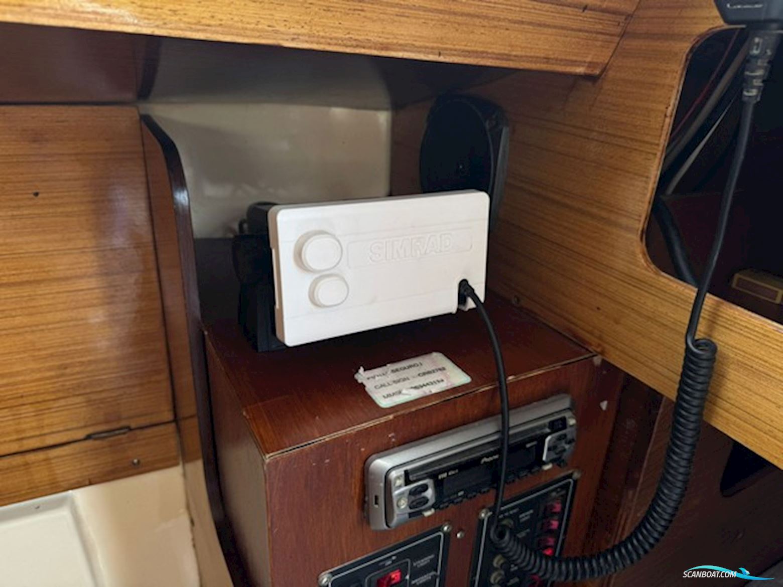 Dufour 3800