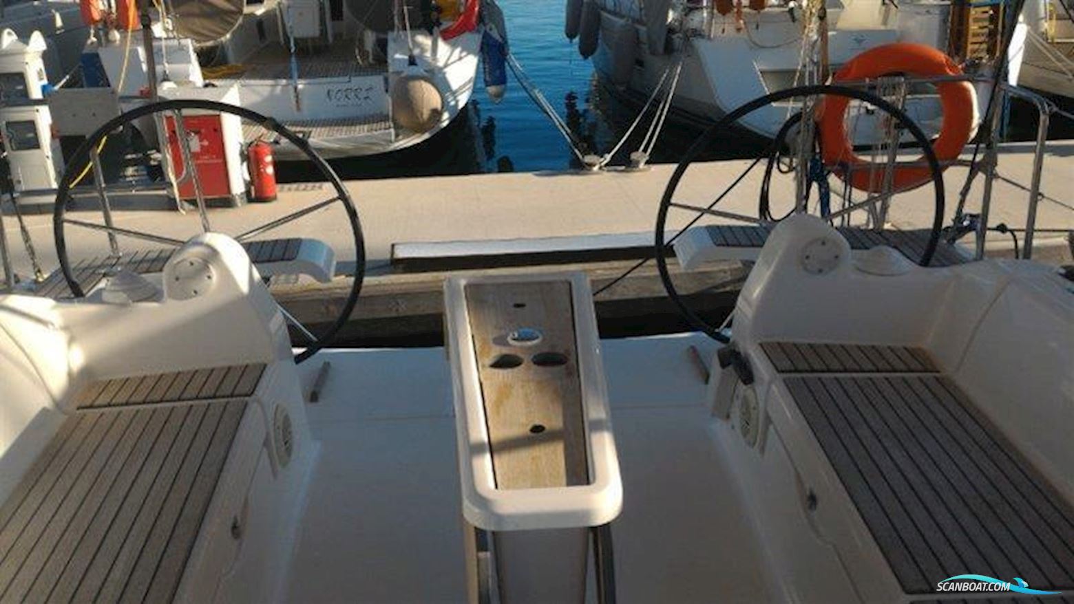 Dufour 382 GL