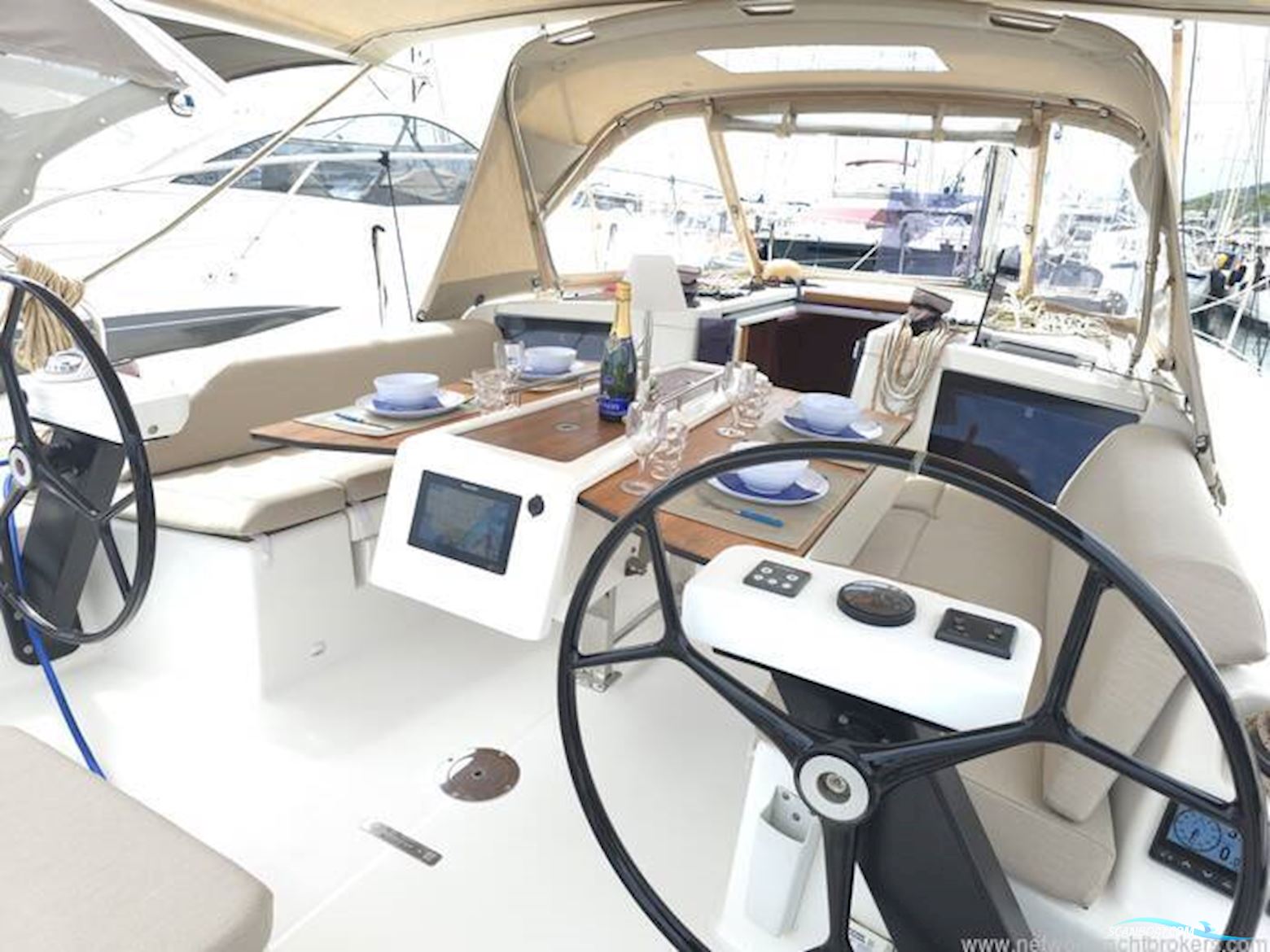 Dufour 390 Grand Large