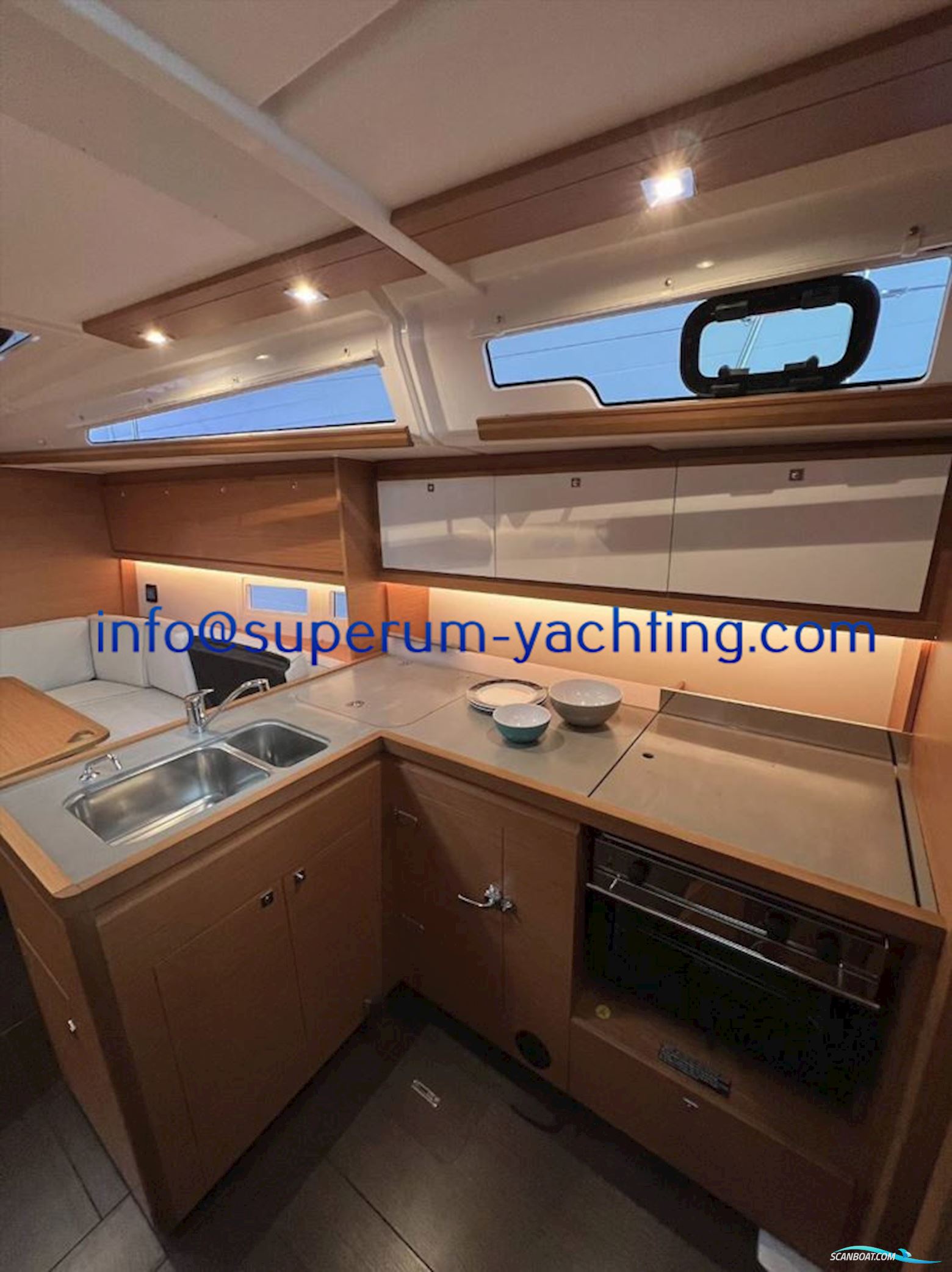 Dufour 390