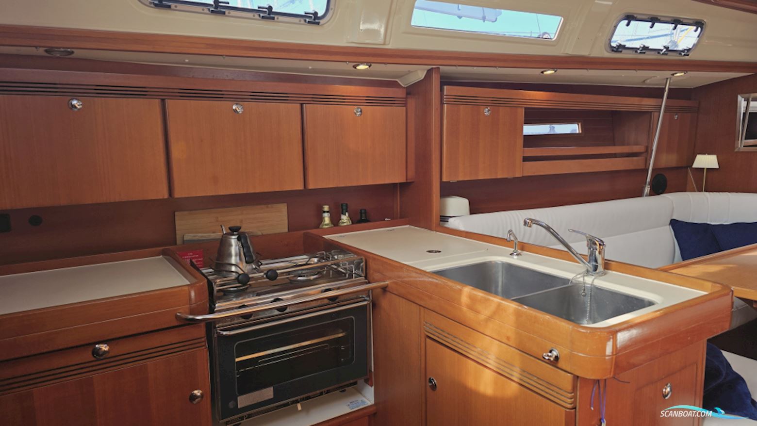 Dufour 40 Performance