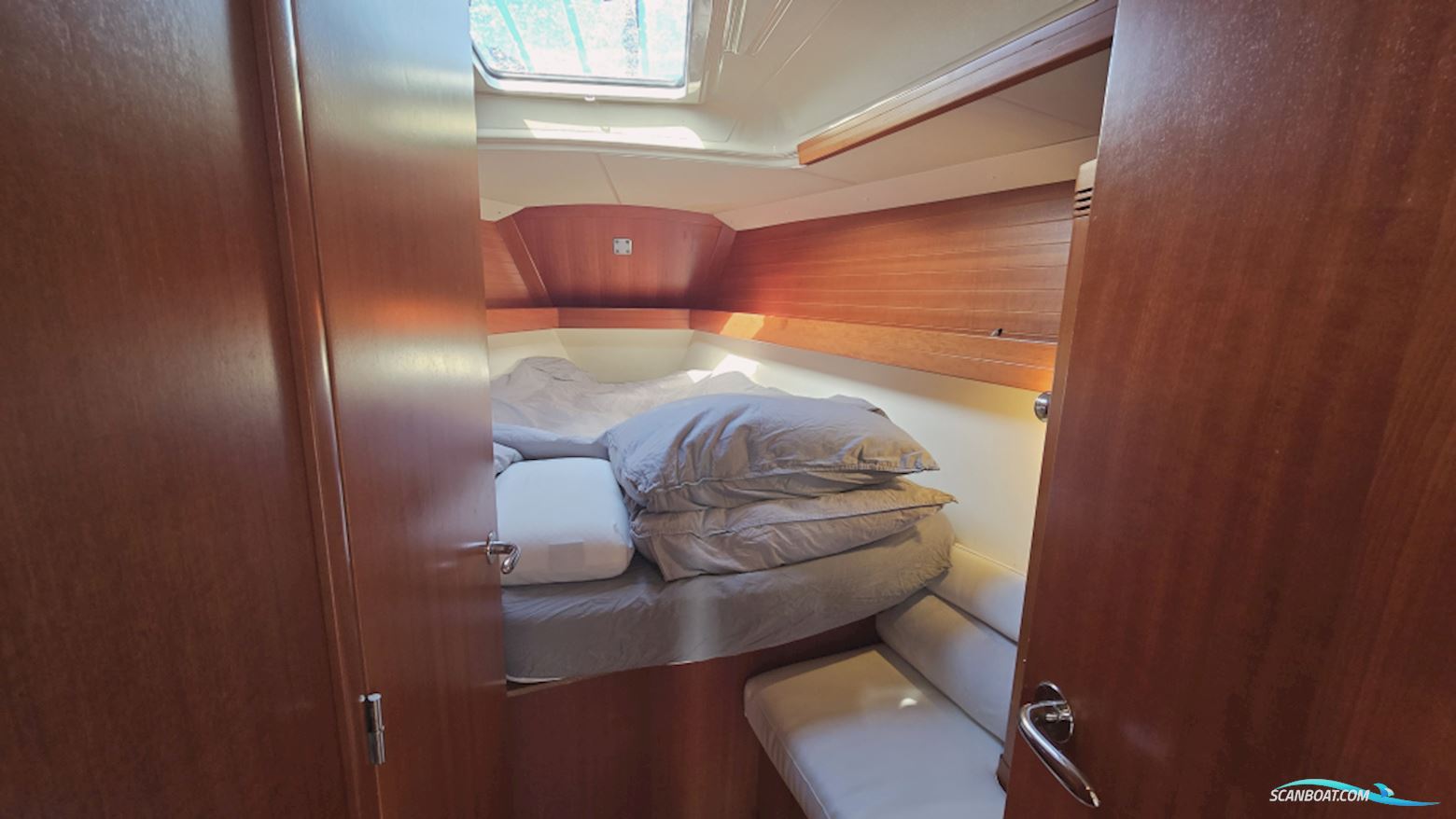 Dufour 40 Performance