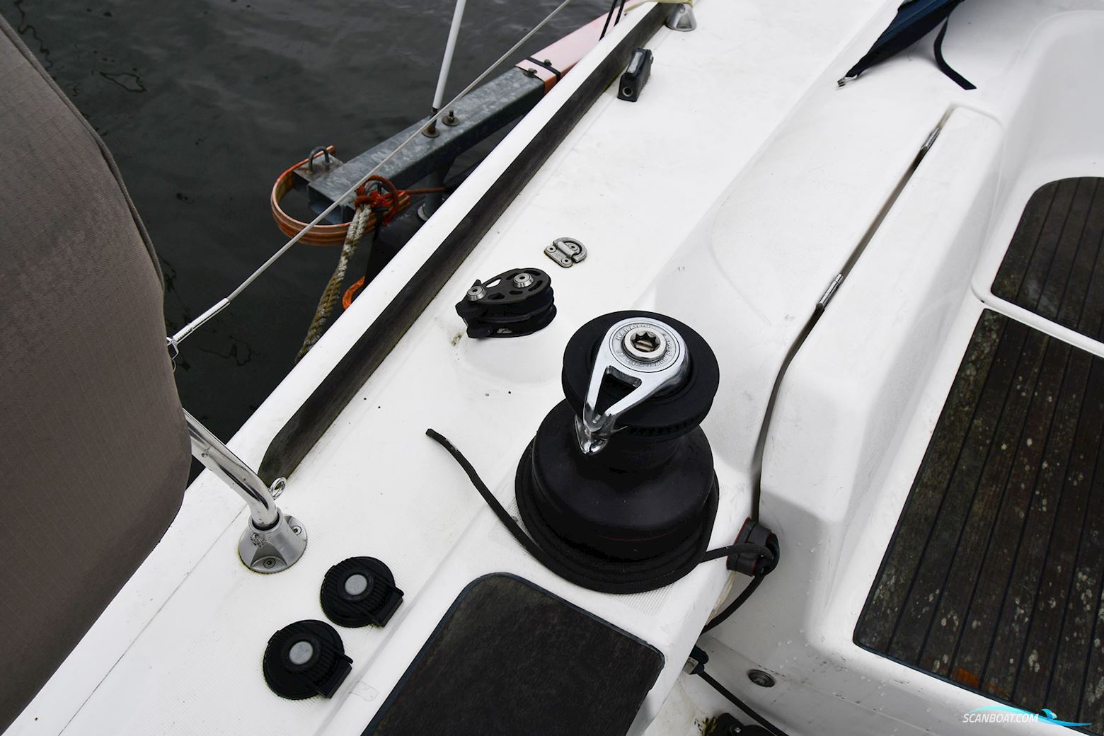 Dufour 40 Performence