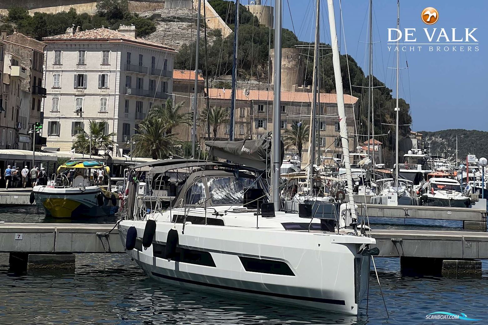 Dufour 41 Zeilboten 2023, met Volvo motor, Spain