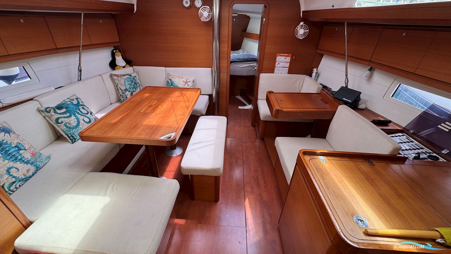 Dufour 410 Grand Large
