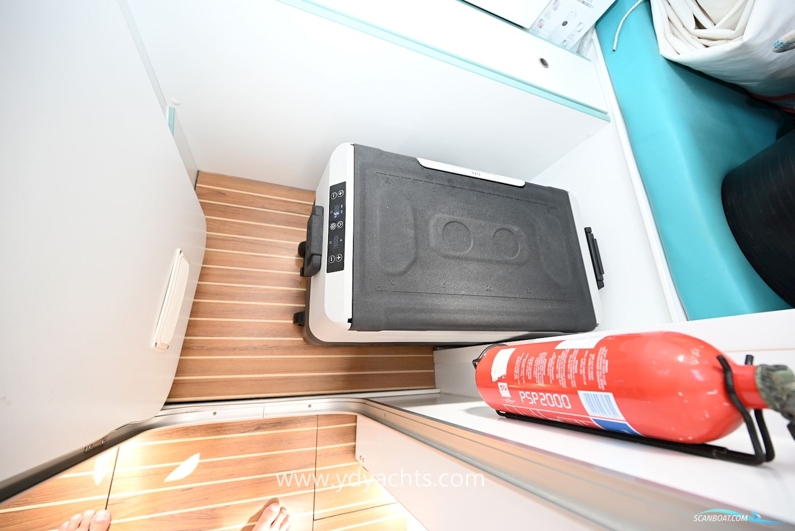 Dufour Atoll 43 Owner's Version