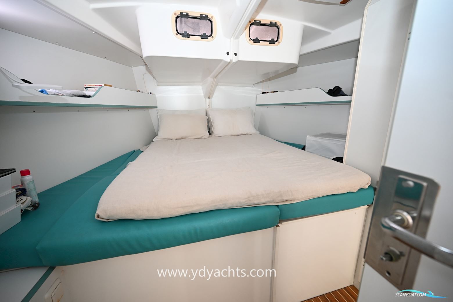 Dufour Atoll 43 Owner's Version