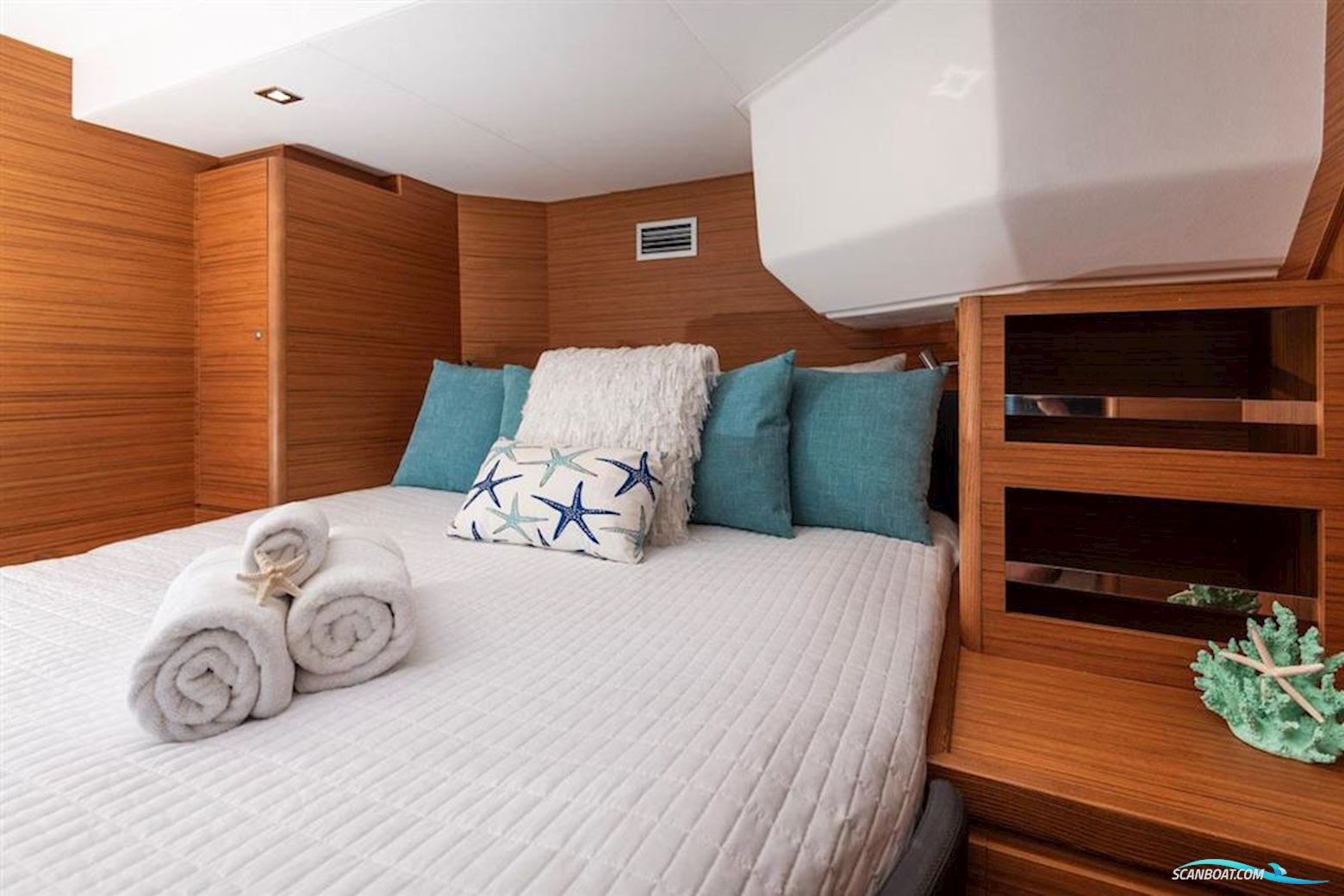 Dufour Catamarans 48