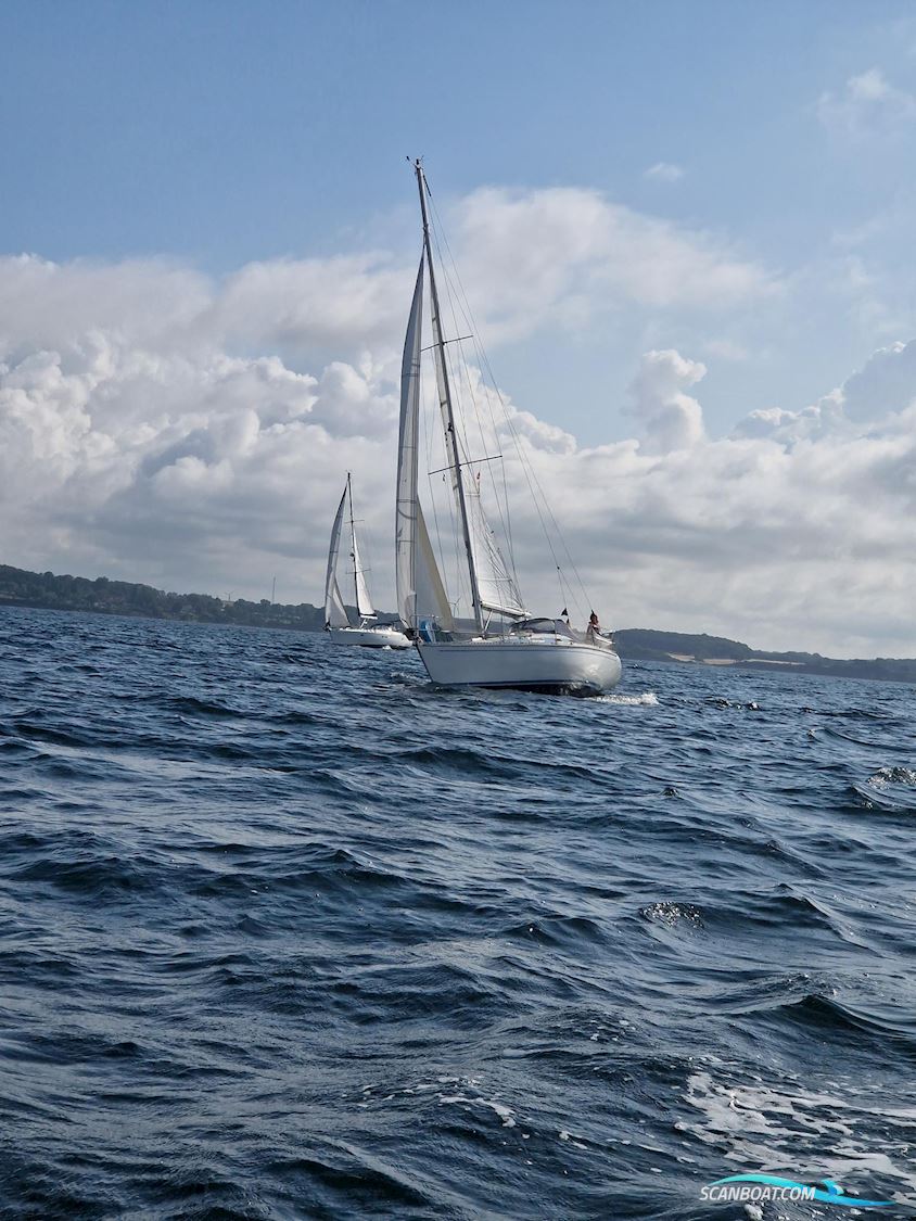Elan 331