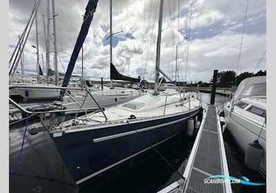 Elan 333 Zeilboten 2006, met Volvo Penta MD 2030
 motor, Denemarken