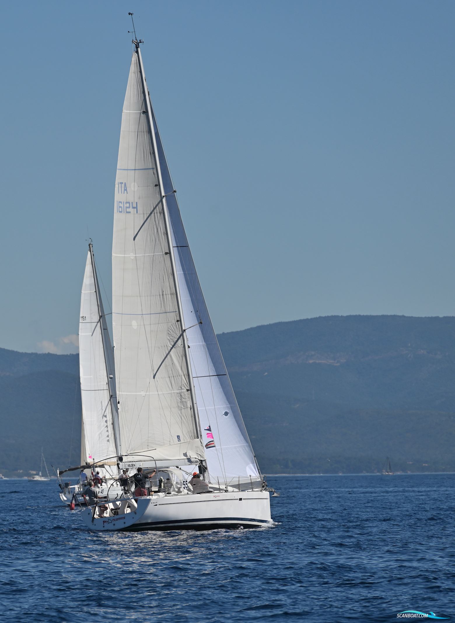 Elan 410