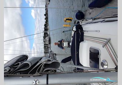 Elan Marine 333 Zeilboten 1999, met Yanmar motor, United Kingdom