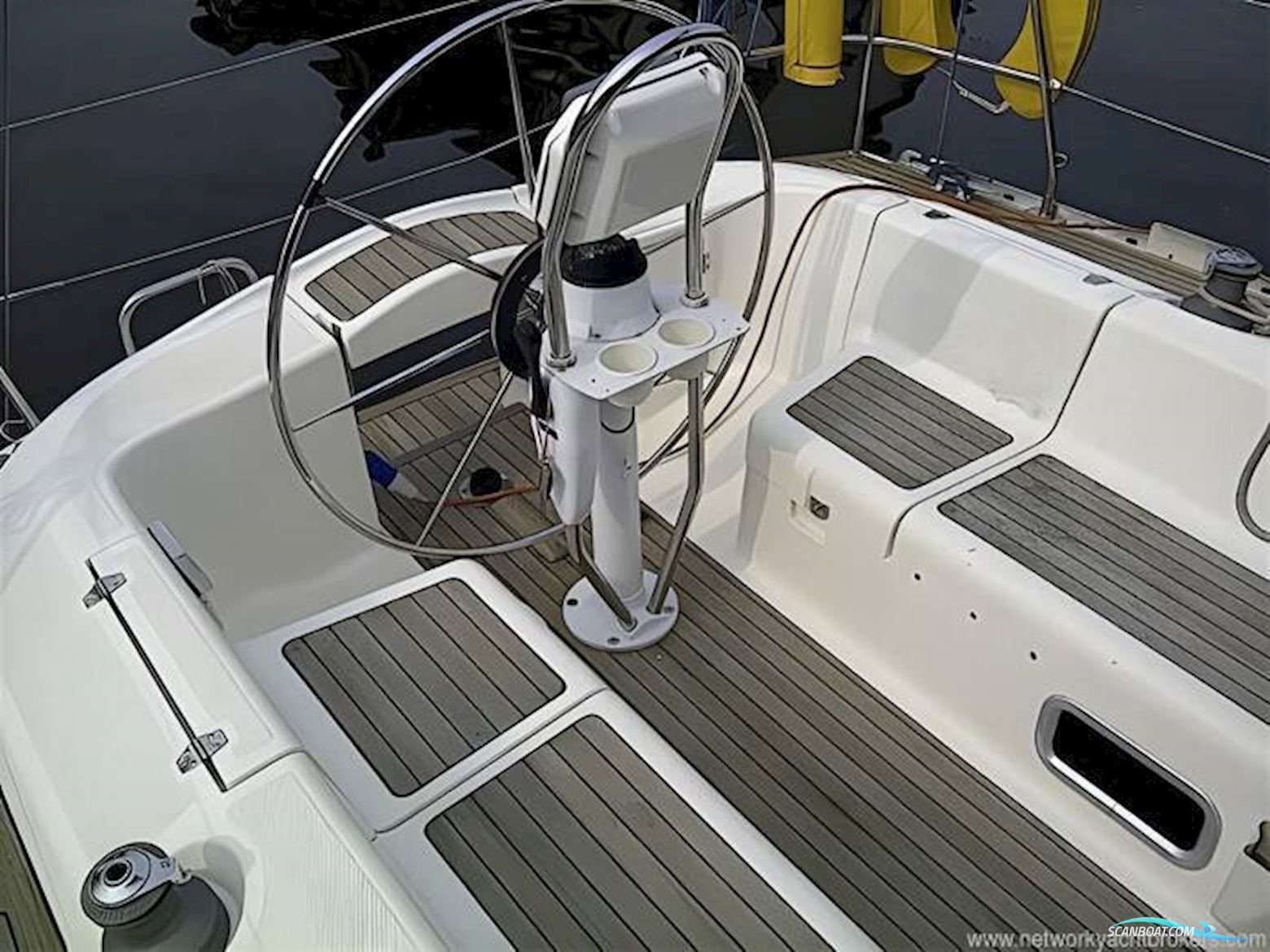 Elan Marine 333