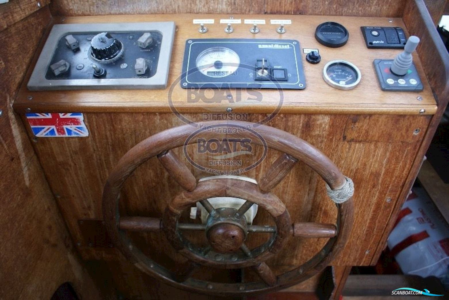 Fairways Marine FISHER 30 KETCH (FIFTY)