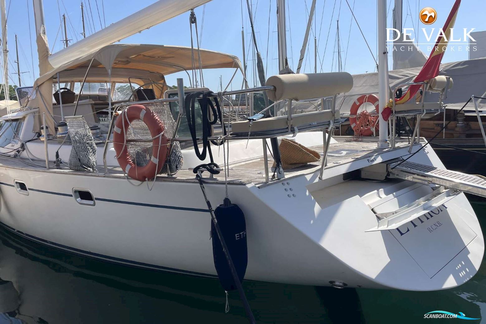 Farr 63 Pilot House