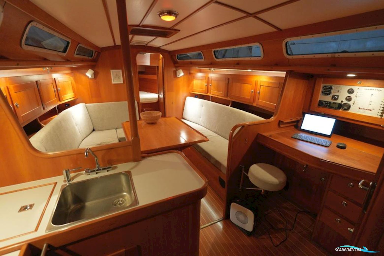 Faurby 363 mit Hubkiel