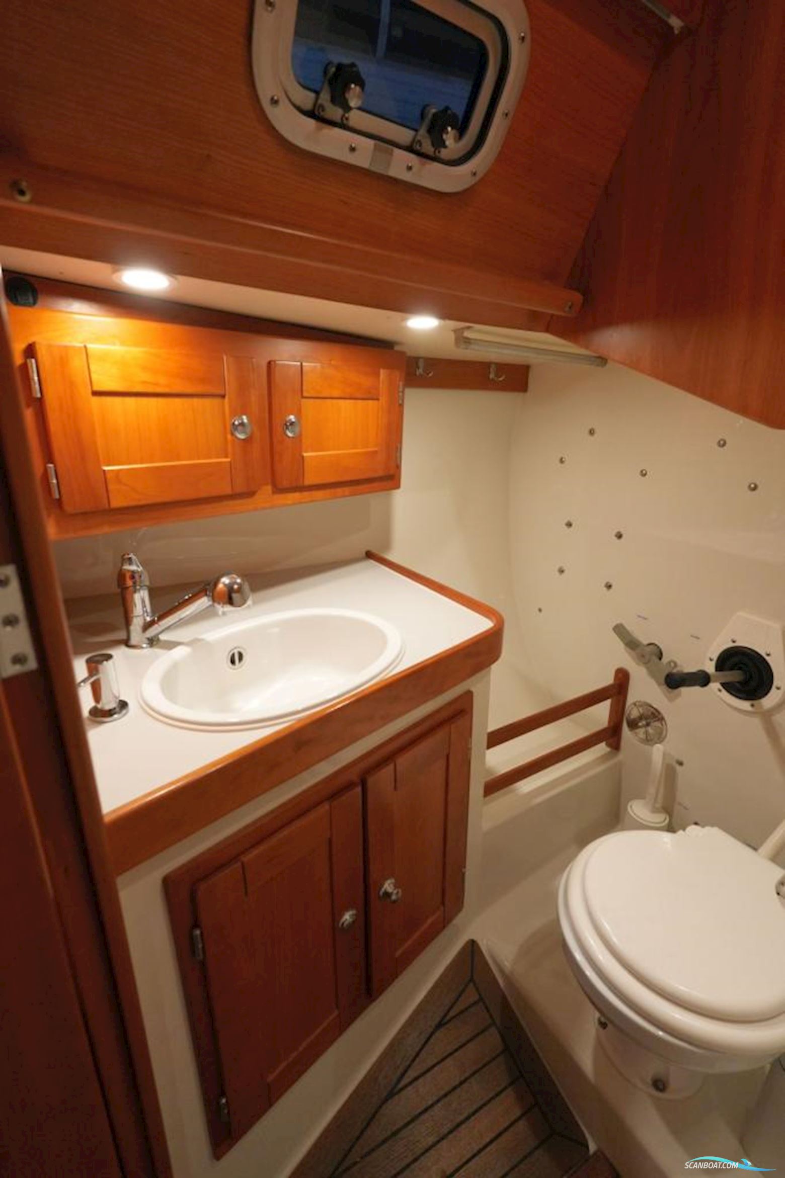 Faurby 363 mit Hubkiel