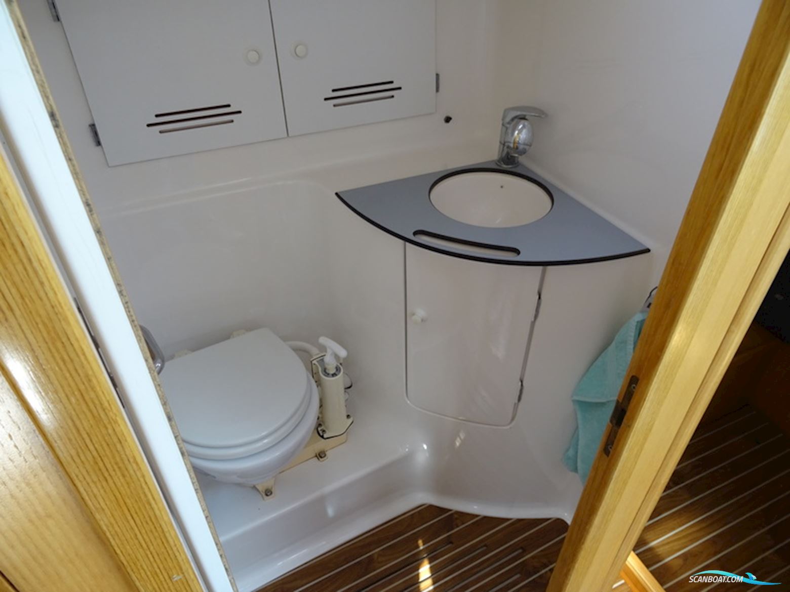 Feeling 36 Lift Keel