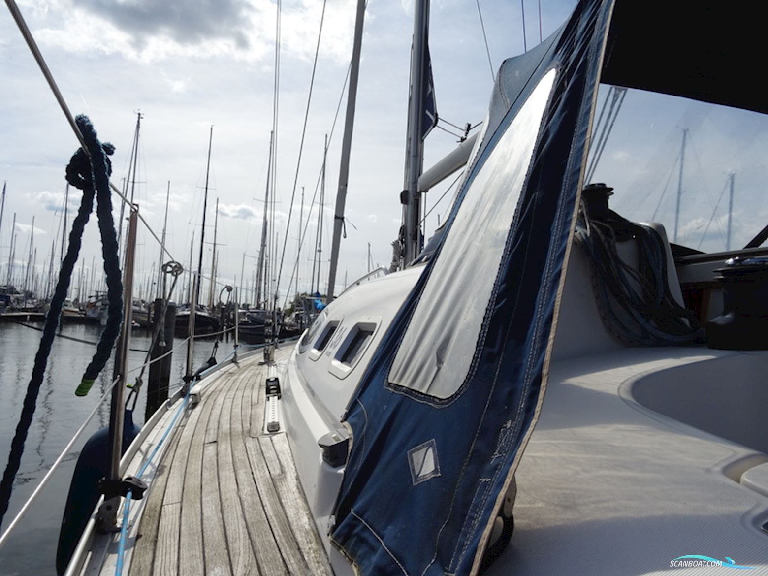 Feeling 36 Lift Keel