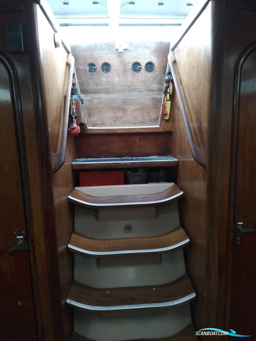 First Beneteau 42