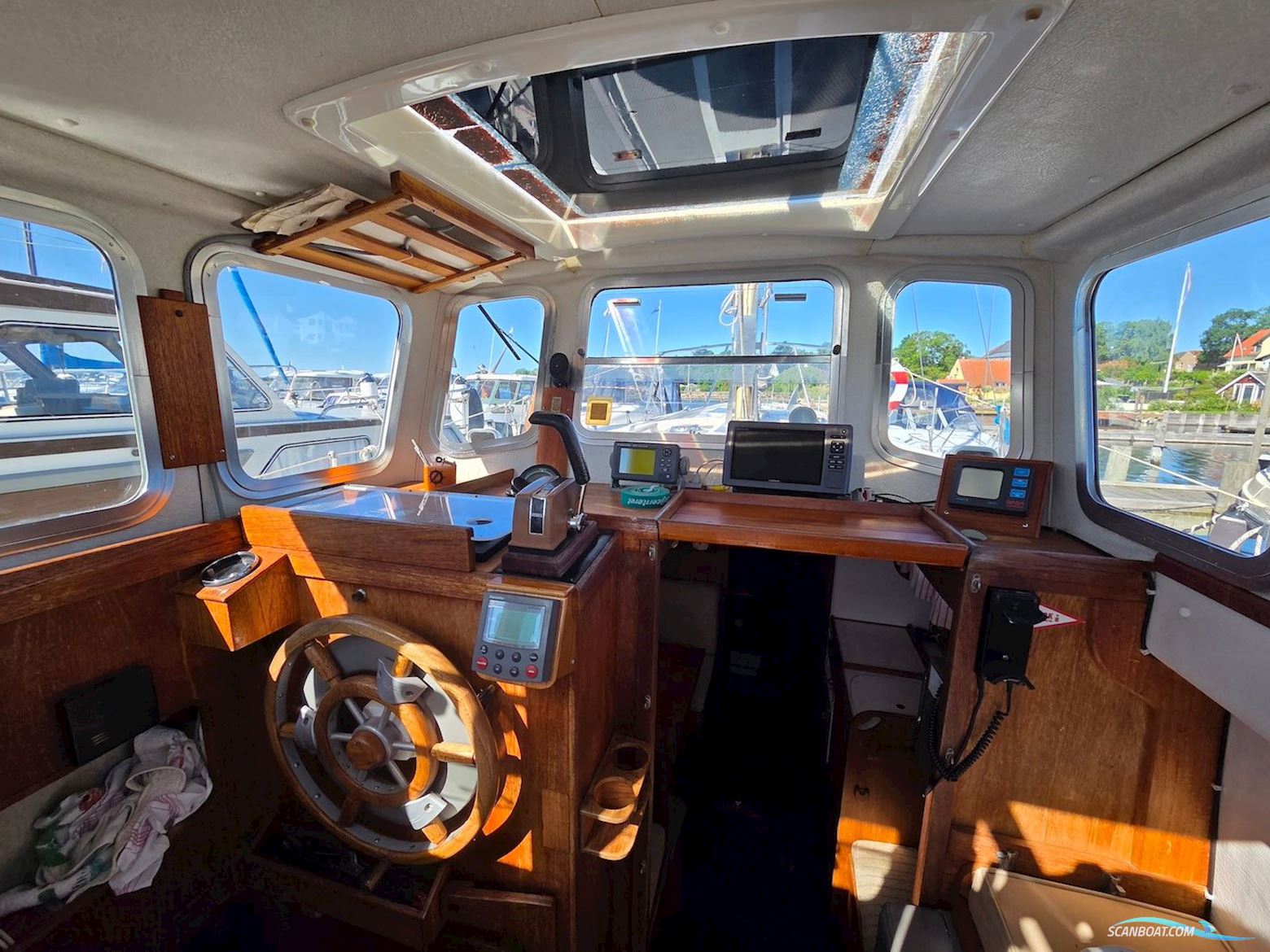 Fisher 25