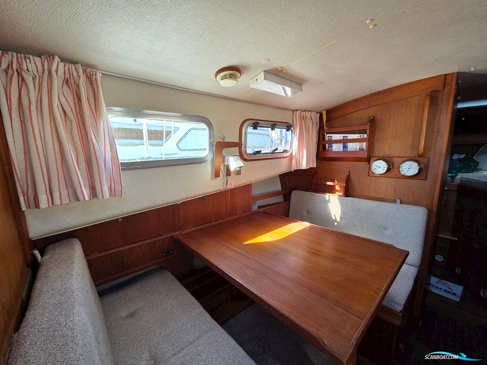 Fisher 25
