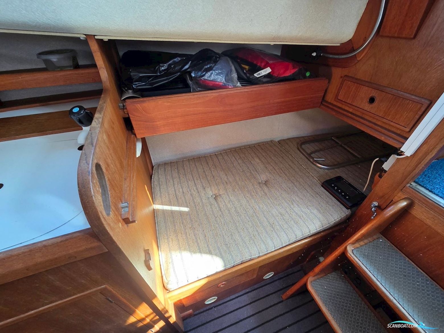 Fisher 25