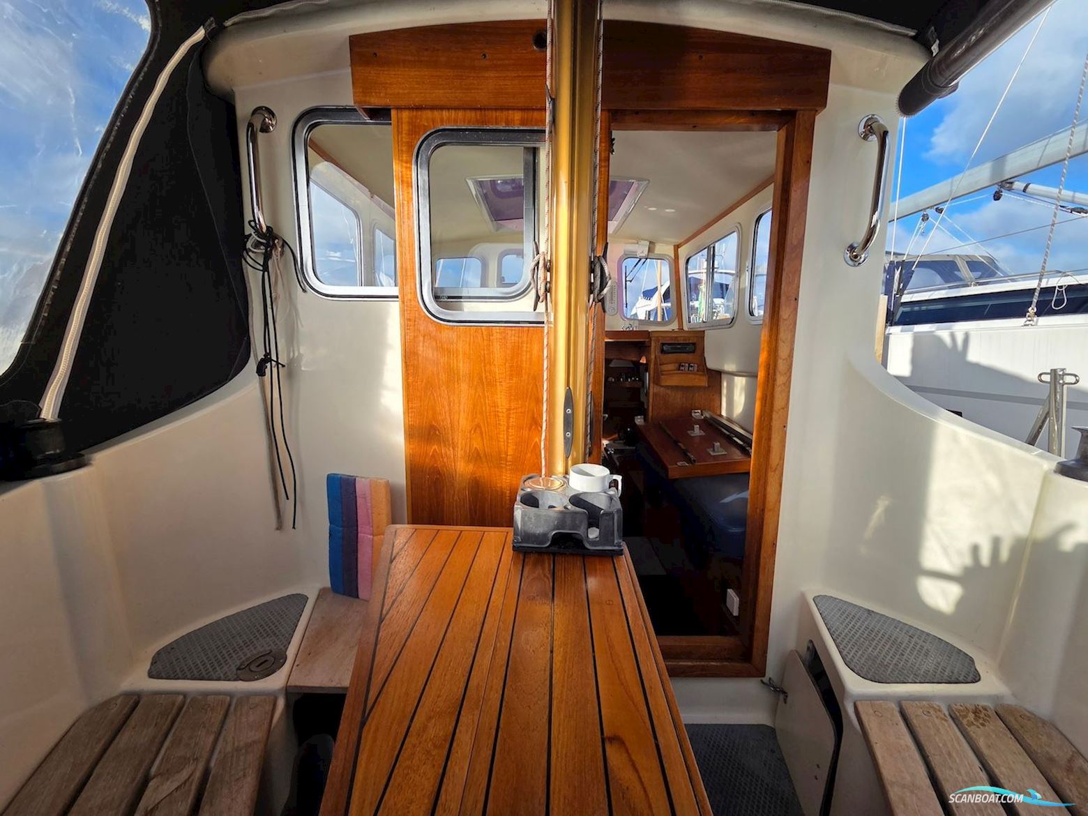 Fisher 30 Ketch