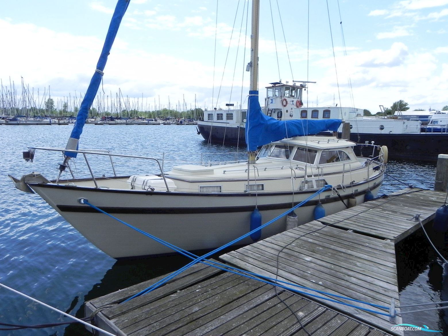 Fjord 33 MS Zeilboten 1973, met Perkins motor, The Netherlands
