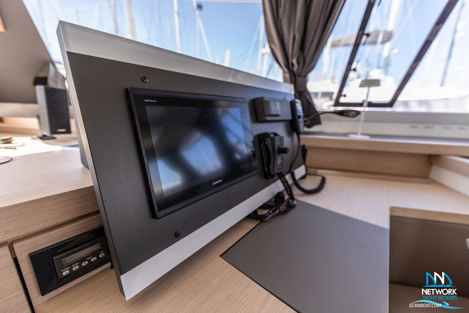 Fountaine Pajot Astrea 42