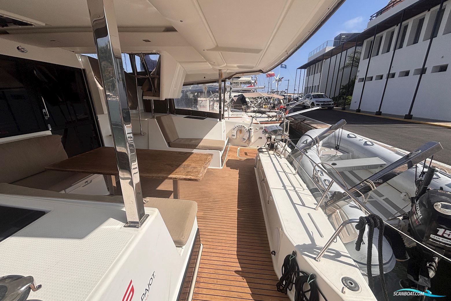 Fountaine Pajot Lucia 40