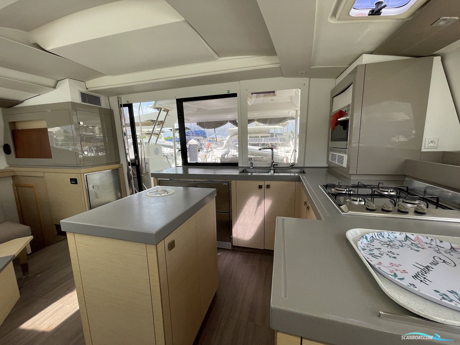 Fountaine Pajot Saona 47