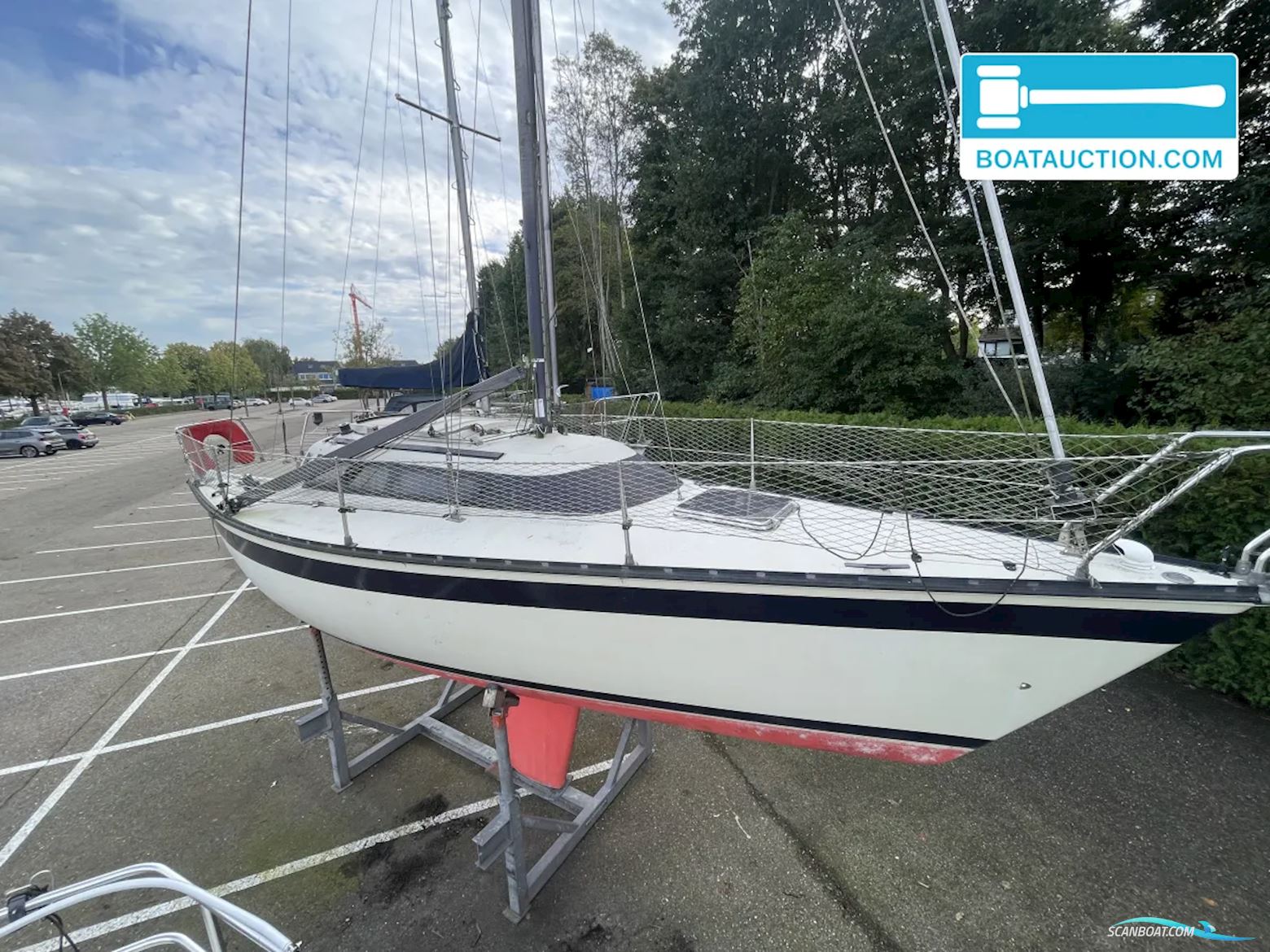 Friendship 26 Zeilboten , met Volvo Penta motor, The Netherlands