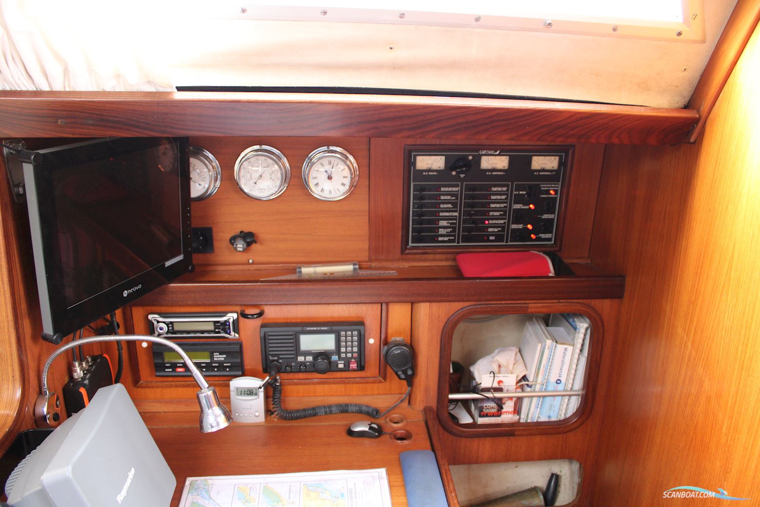 Gilbert Marine Gib'Sea 402 Master