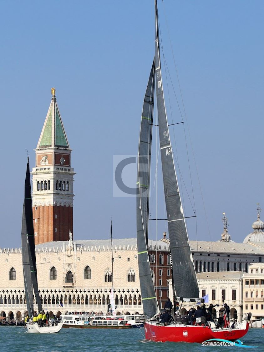 Goetz Farr 53 Custom