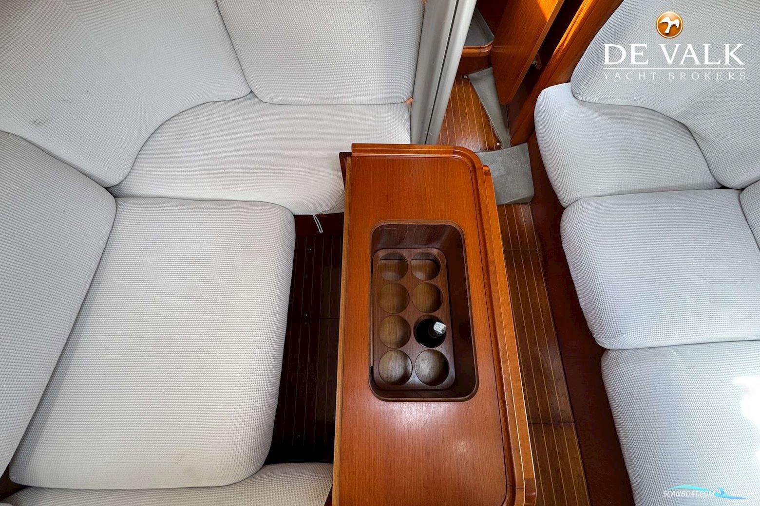 Grand Soleil 38