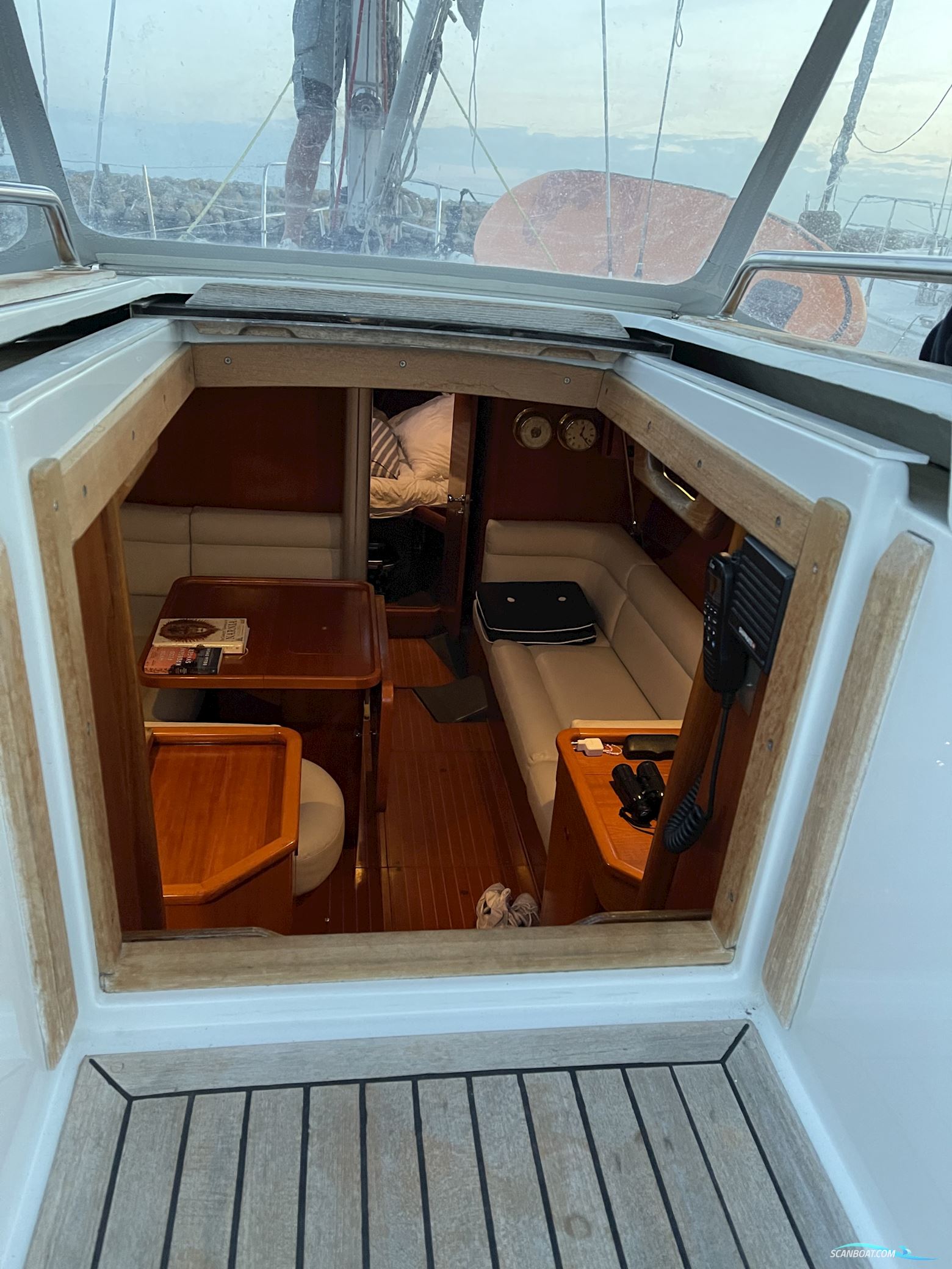Grand Soleil 38
