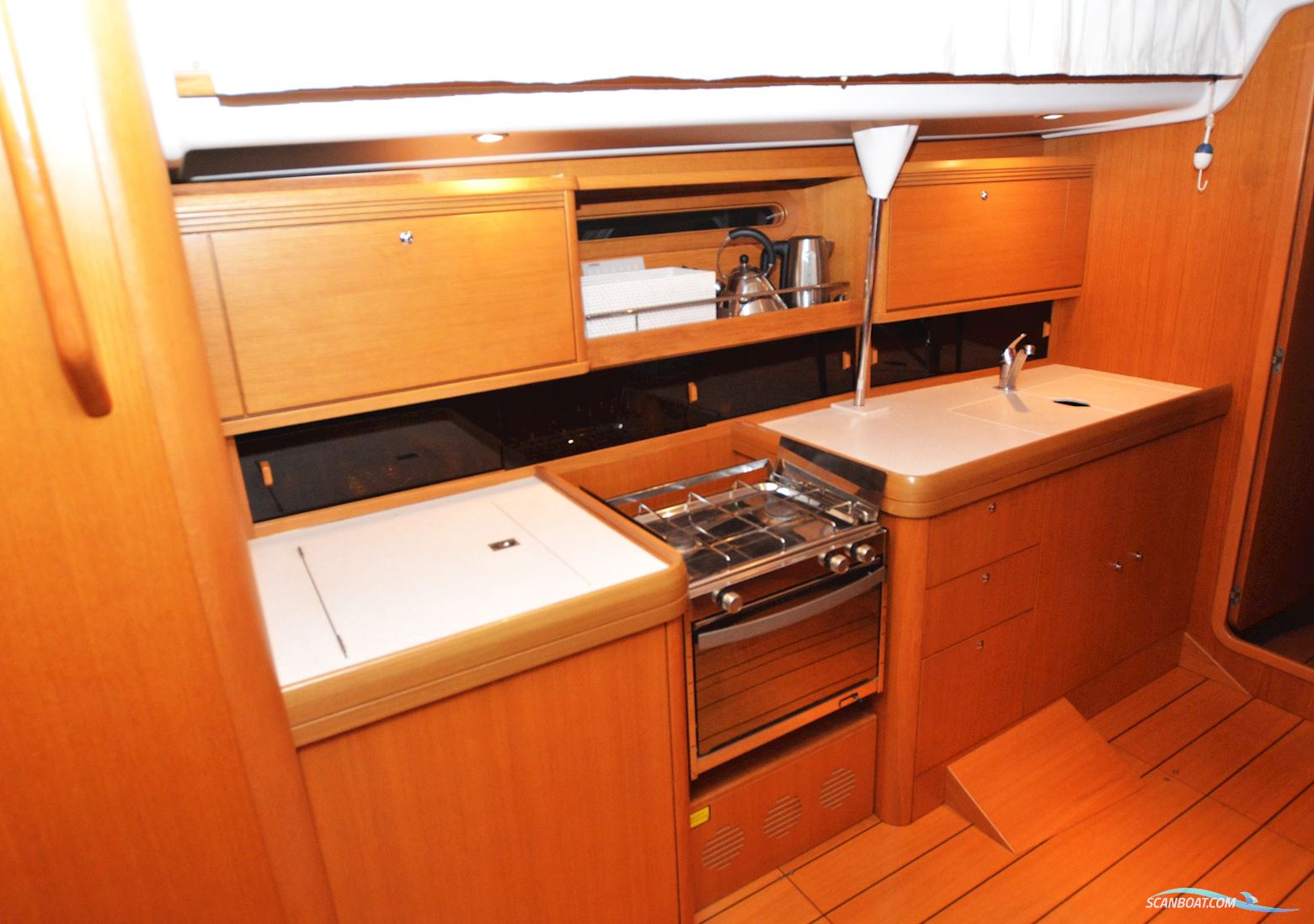 Grand Soleil 43