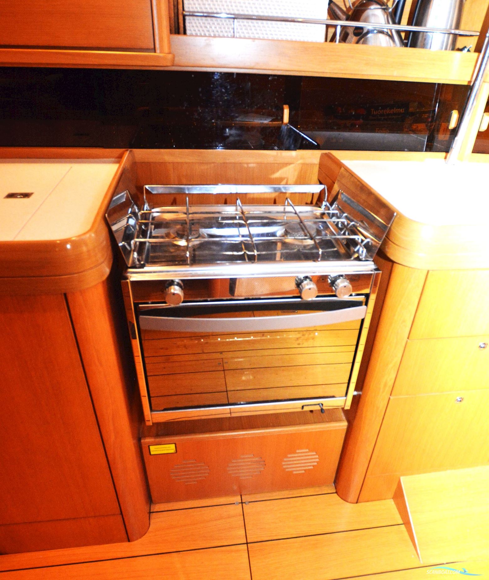 Grand Soleil 43