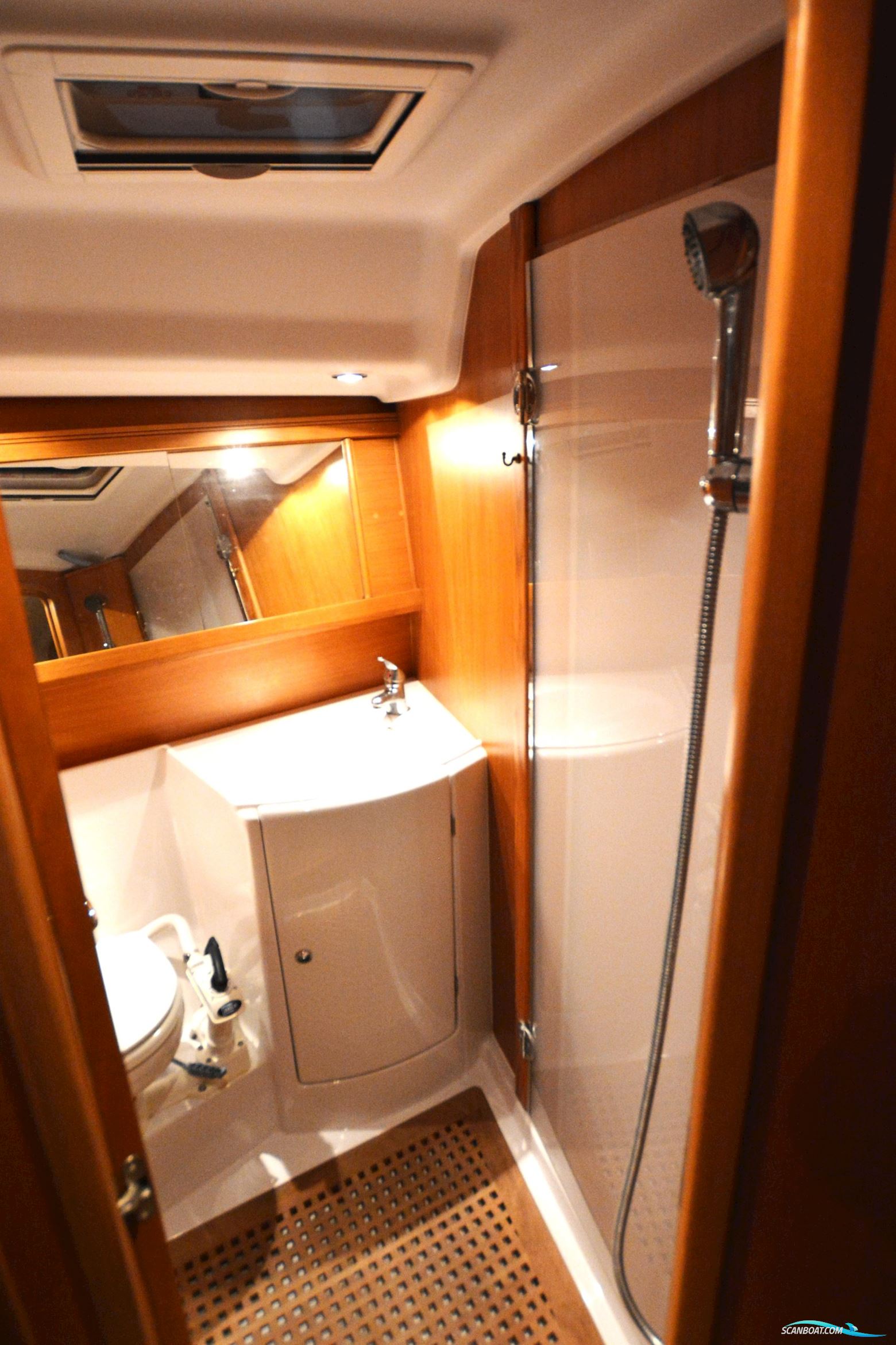 Grand Soleil 43