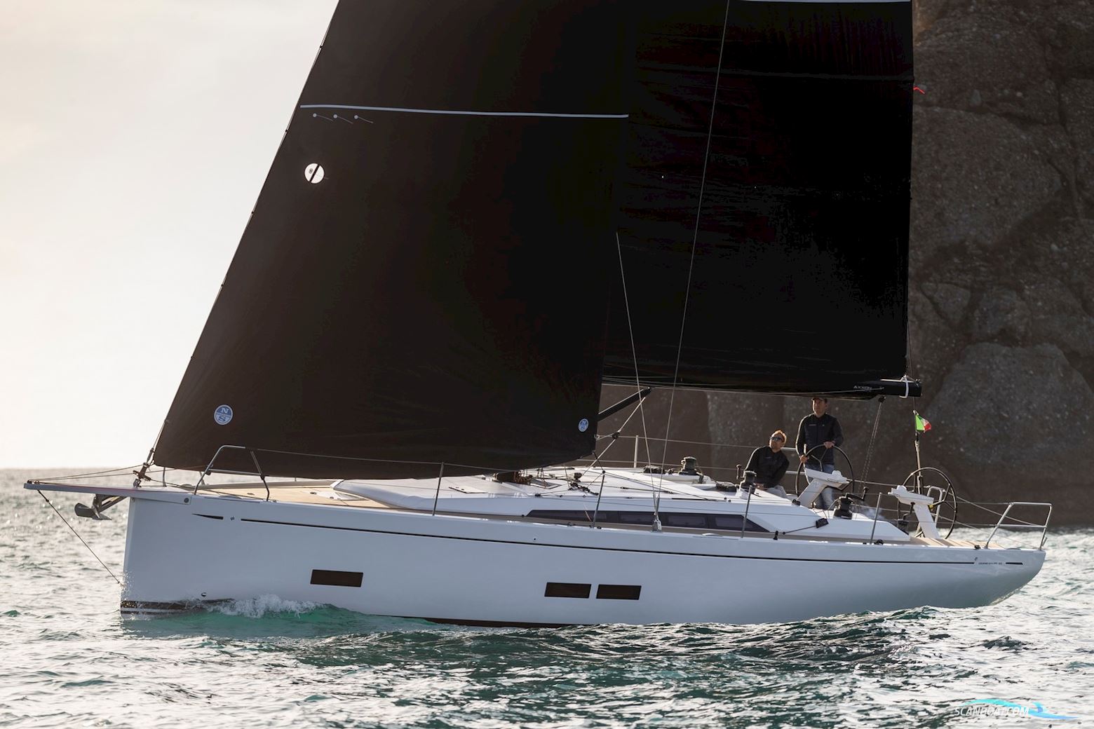 Grand Soleil 44