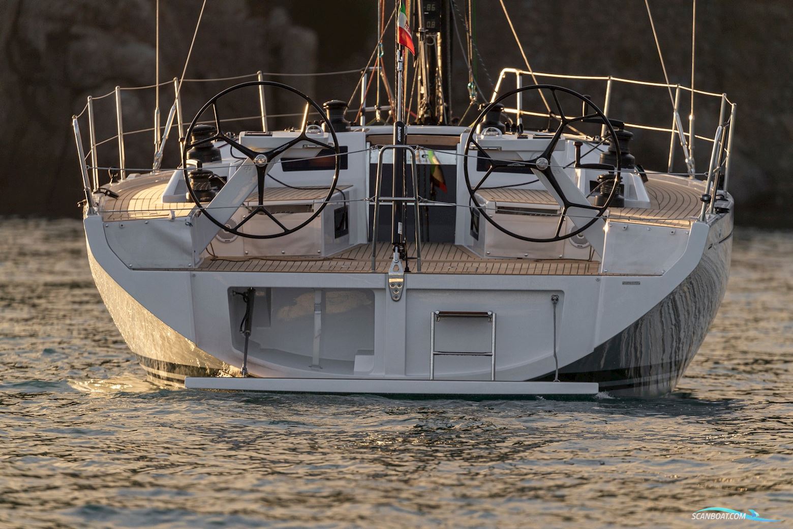 Grand Soleil 44